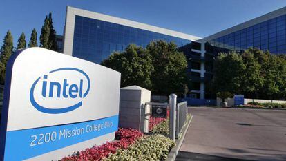Vista da sede da Intel em Santa Clara, Califórnia