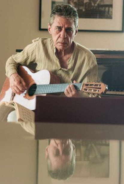 Imagem do documentário sobre Chico Buarque.