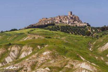 A cidade medieval de Craco, no sul de Itália, foi abandonada depois de um forte terremoto em meados do século XX.