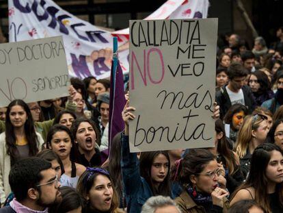 Estudantes chilenas em um dos protestos.