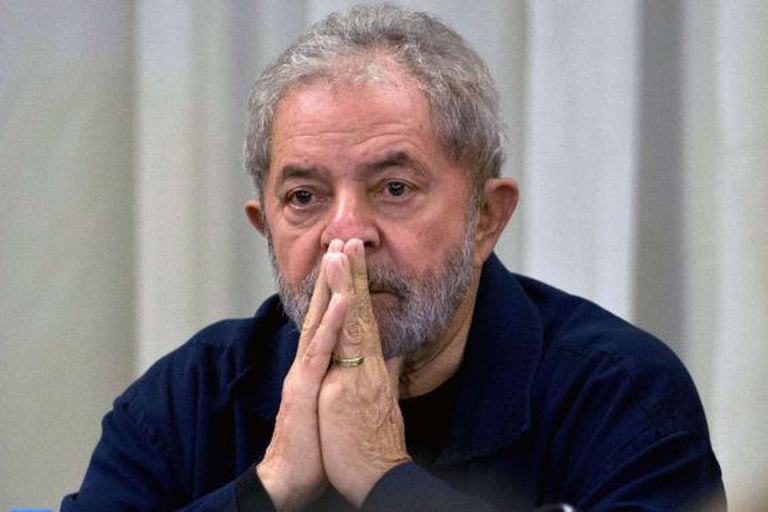 O ex-presidente Lula na reunião do PT, em São Paulo.