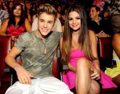 Durante três anos, Justin Bieber e Selena Gomez carregaram sobre os ombros o peso de formarem um dos casais mais midiáticos do mundo.