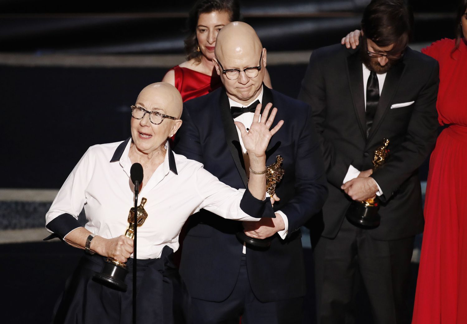 Julia Reichert (à esq), Steven Bognar e Julie Parker Benellio, vencedores do Oscar de melhor documentário por 'Indústria Americana' (/American Factory')