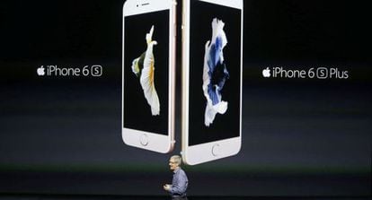 Tim Cook, CEO de Apple, apresenta em setembro o iPhone 6s.