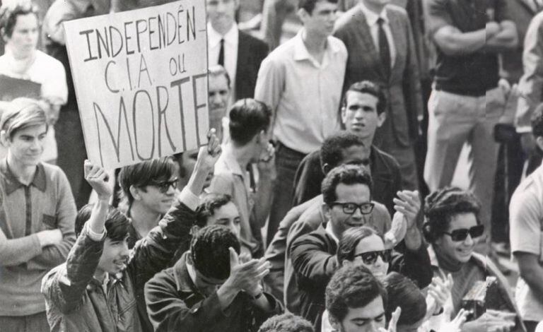 Manifestação no Rio de Janeiro em junho de 1968.