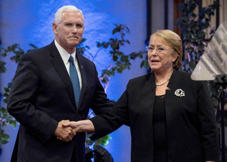 Pence e Bachelet na quarta-feira, dia 15, em Santiago do Chile