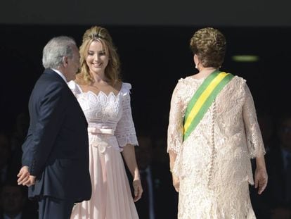 Michel Temer e a esposa, Marcela, ao lado de Dilma na posse da presidenta, em 2015.