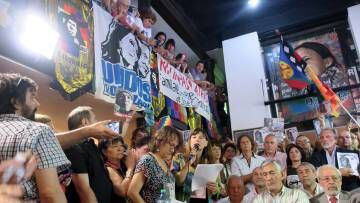 Concorrida coletiva de imprensa em Buenos Aires após um ano da detenção de Milagro Sala.