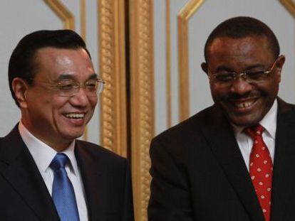 Li Keqiang, com o presidente de Etiopía, Hailemariam Desalegn.