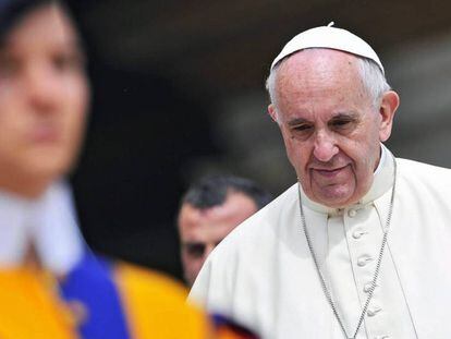 O papa Francisco, na praça de San Pedro do Vaticano o 11 de maio. GIORGIO ONORATI EFE
