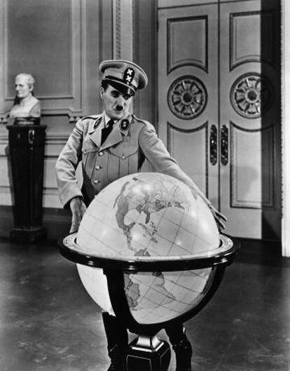 A paródia de Adolf Hitler que Chaplin imortalizou em 'O Grande Ditador' ficou quase tão famosa quanto o próprio ditador alemão