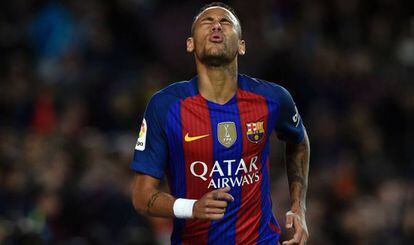 Neymar contra o Málaga, no domingo passado.