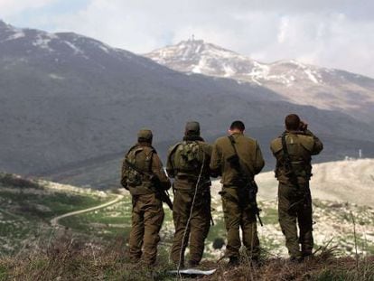 Soldados israelenses em Golán.