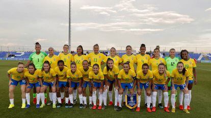 Copa do Mundo Feminino Uniforme do Brasil Folha de atividades - Português