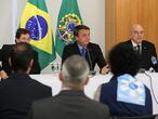 Jair Bolsonaro ao lado de Osmar Terra em encontro com médicos defensores da cloroquina, em setembro de 2020