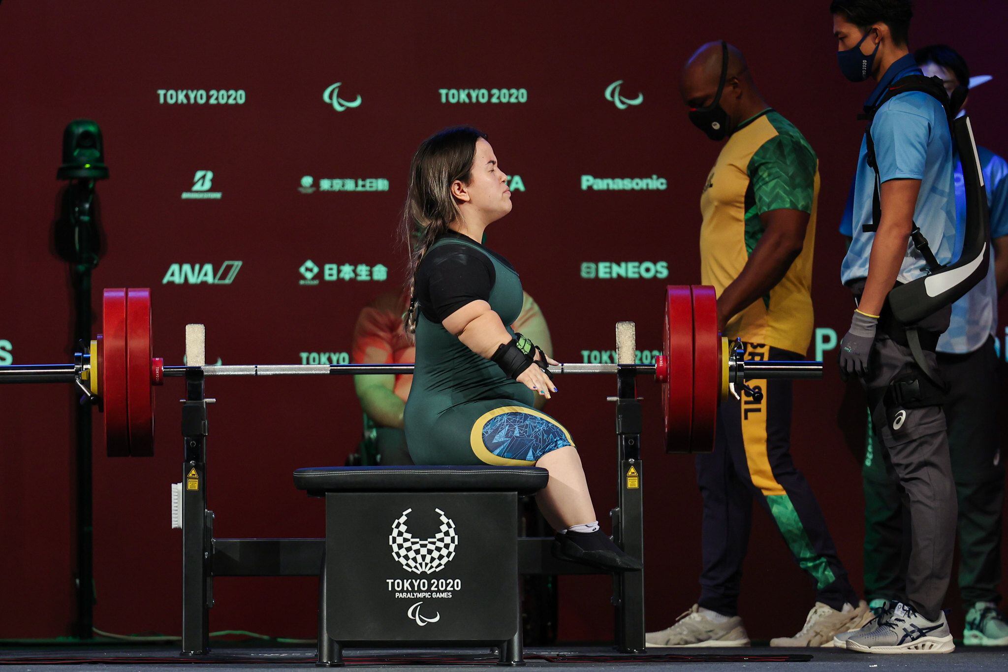Mariana D'Andrea vence na categoria até 73 kg e ganha ouro nos Jogos Paralímpicos de Tóquio.