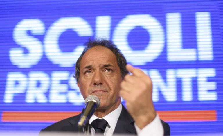 Daniel Scioli, em uma coletiva de imprensa em Bons Ar