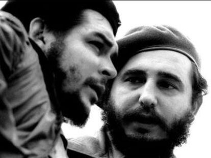 Fidel Castro morreu em Cuba sem desembarcar da utopia, entre as lágrimas e vivas de seus devotos e as surdas maldições de suas vítimas