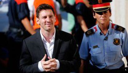 Messi nos tribunais de Gavà, em setembro de 2013.
