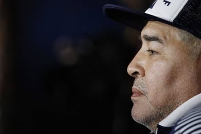 Maradona, hoje treinador do Gimnasia y Esgrima de La Plata.