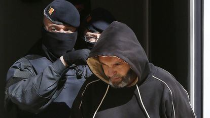 Um dos detidos na operação em Sabadell.