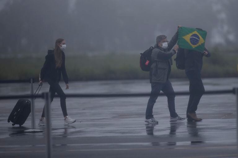 Brasileiros repatriados da China por conta da epidemia de coronavírus chegam em Anápolis.