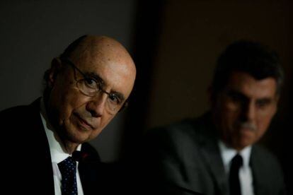Os ministros Henrique Meirelles e Romero Jucá anunciam nova meta fiscal para 2016.