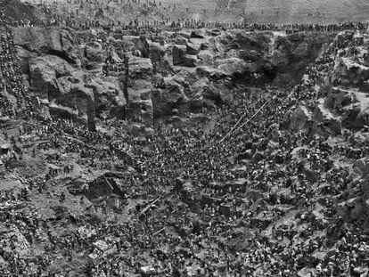 Vista geral em 1986 da mina de Serra Pelada, onde trabalharam 50.000 mineiros.