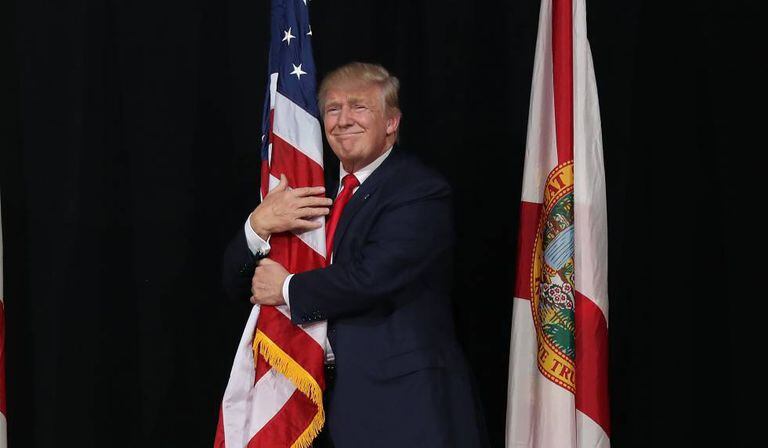 Donald Trump durante comício na Flórida, em outubro de 2016.