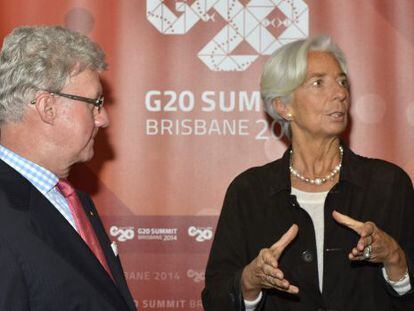 A diretora do FMI com o governador de Queensland (Austr&aacute;lia), onde vai acontecer a c&uacute;pula do G-20. 