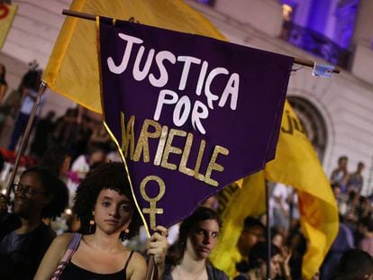 No Rio de Janeiro, manifestantes cobram elucidação do assassinato de Marielle Franco, em 2 de novembro de 2019.