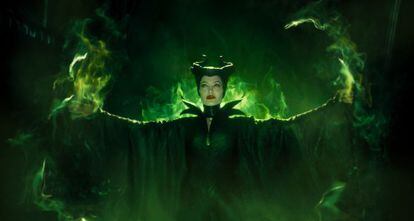 Angelina Jolie interpretou a bruxa de ‘A bela adormecida’, em ‘Malévola’ (2014), de Robert Stromberg. 