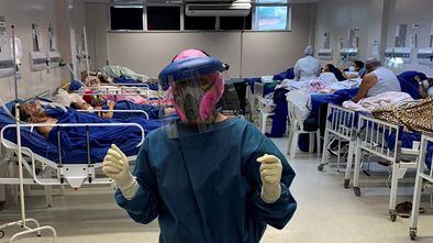 Uildéia Galvão, médica de Manaus que atende paciente da covid-19.