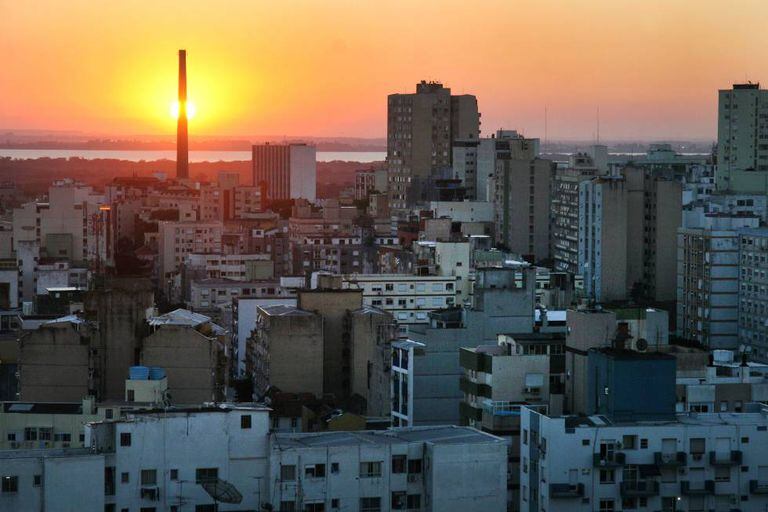 Vista do centro histórico de Porto Alegre.