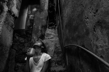 Uma moradora da Rocinha com tuberculose.