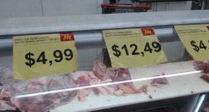 O supermercado Supermax, de Corrientes, oferece "mini" cortes de carne.
