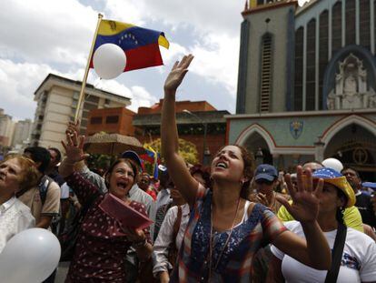 Protestos contra o governo de Maduro em Caracas.