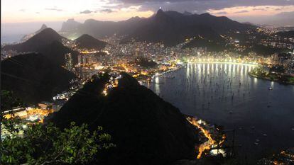 Rio de Janeiro consome 60% mais em iluminação pública que Nova York