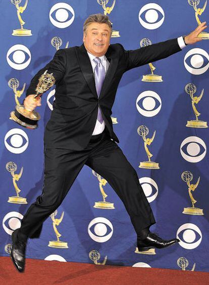 Alec Baldwin, após receber o Globo de Ouro de melhor ator de comédia por seu papel na série de televisão '30 Rock'.