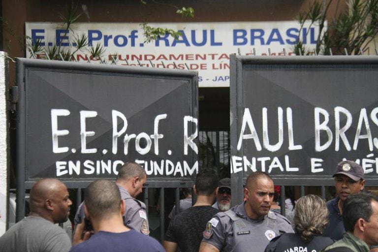 A Escola Estadual Raul Brasil, em Suzano, onde dois ex-alunos mataram cinco adolescentes e duas funcionárias.
