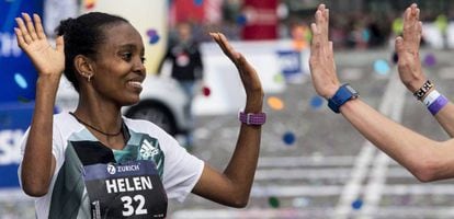A etíope Helen Bekele, ganhadora da Maratona de Barcelona.