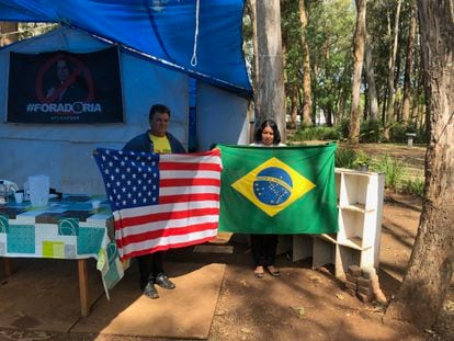Maciel e Advânia acreditam na vitória de Trump: ambos participam do acampamento "Fora Doria", montado ao lado do Parque do Ibirapuera