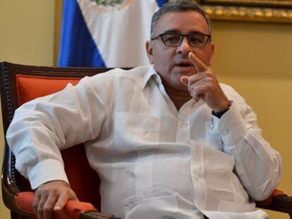 Mauricio Funes, presidente de El Salvador, durante a entrevista.