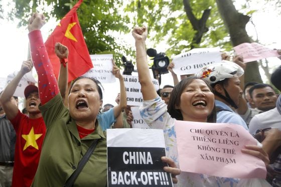 Vietnamitas protestam contra a China em Hanói.