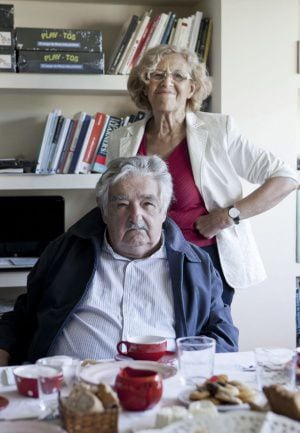 José Mujica e a prefeita de Madri, Manuela Carmena.