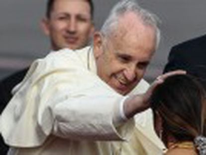 Papa chega ao Equador e oferece  o compromisso e a colaboração” da Igreja com “as conquistas em andamento e o desenvolvimento 