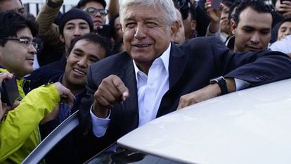 Andrés Manuel Lopez Obrador, depois de votar neste domingo.