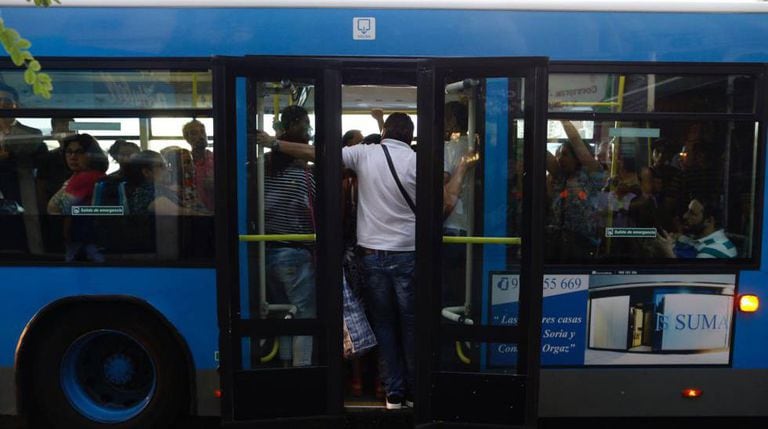 Um ônibus da empresa EMT, em Madri, capital da Espanha.