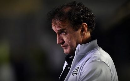 Quando defendia o Grêmio, na década de 1980, técnico foi condenado por estupro.