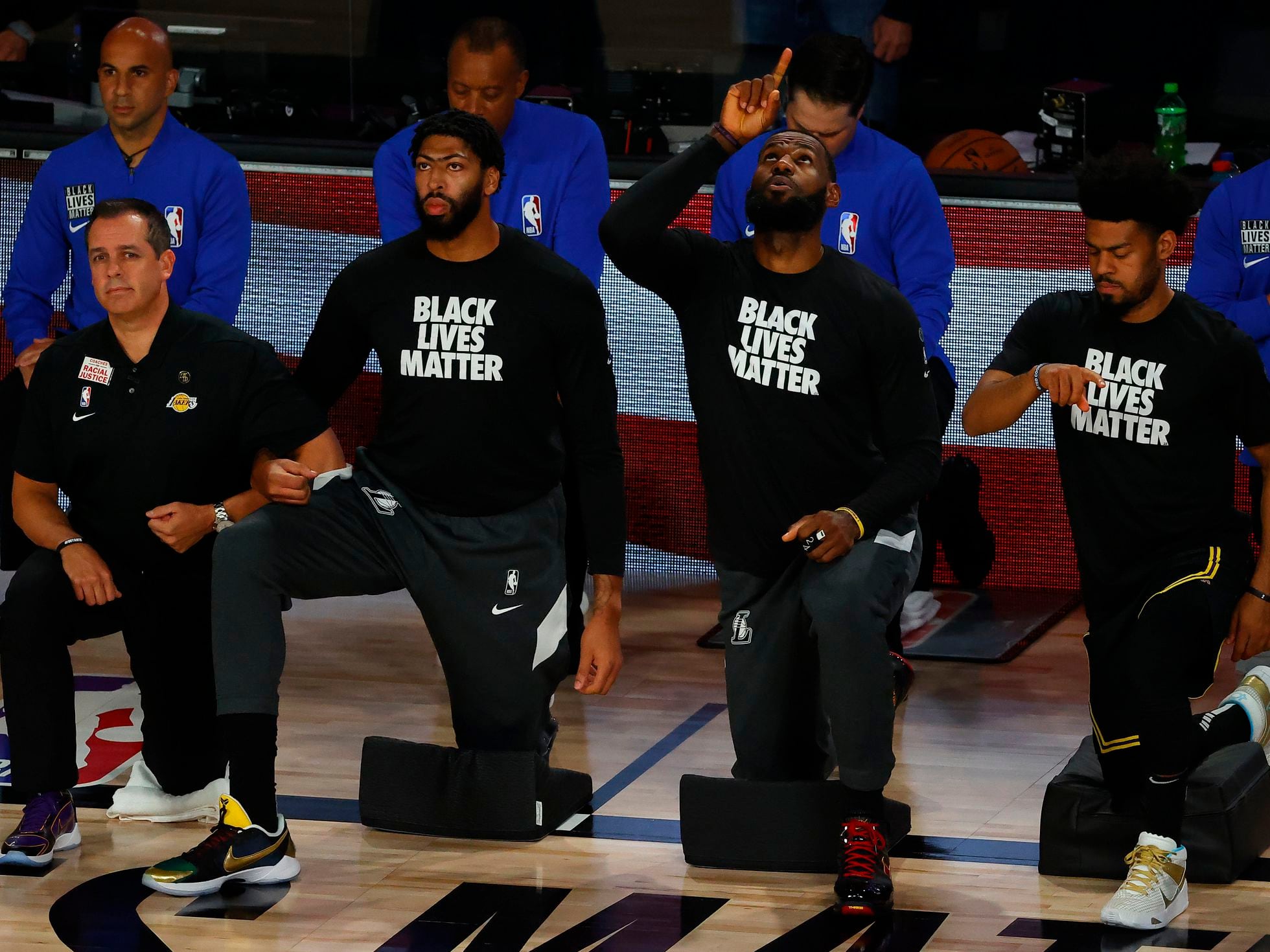 LeBron James se torna primeiro jogador bilionário da NBA em atividade -  Mundo Negro